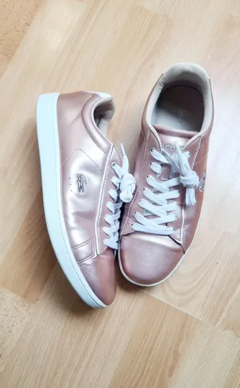 Baskets rose Lacoste taille 39.5