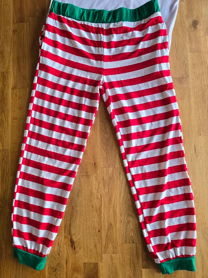 Pyjama de Noël taille 10 ans - photo numéro 4