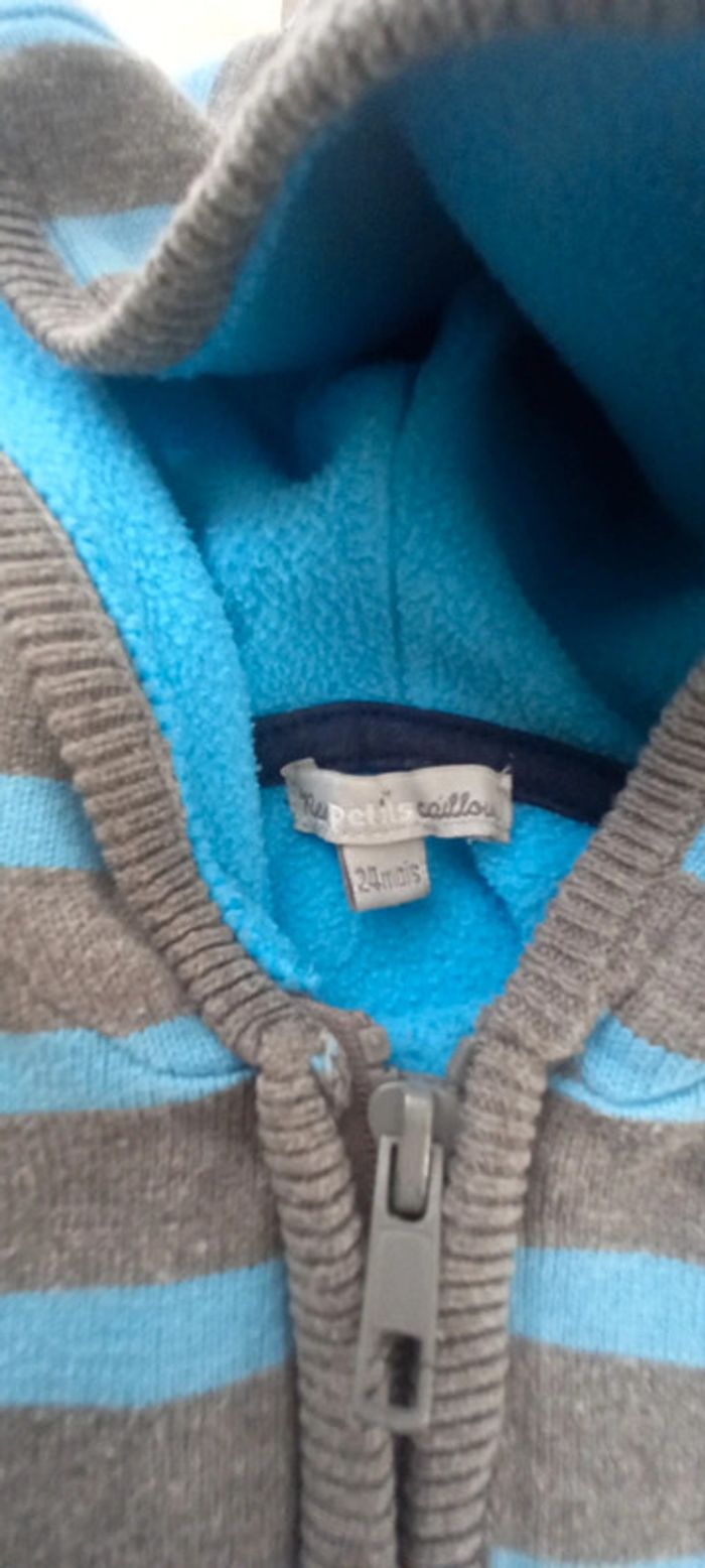 Gilet à capuche intérieur polaire 2 ans - photo numéro 3