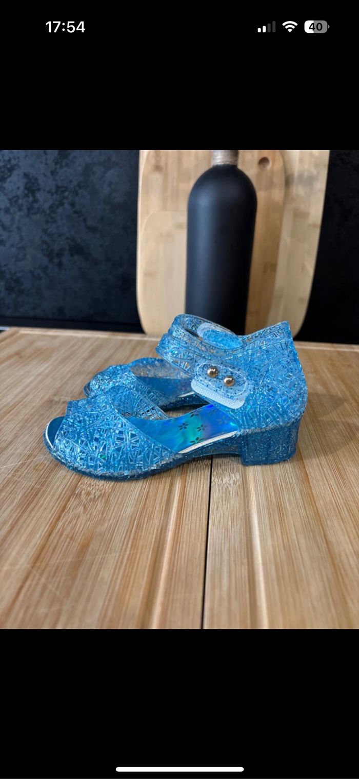 s belle paires de chaussures reine des neige P.24,5 - photo numéro 6