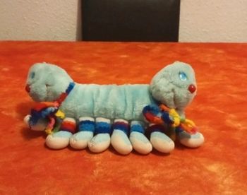 Mille pattes chenille vintage lots a lots a leggggggs