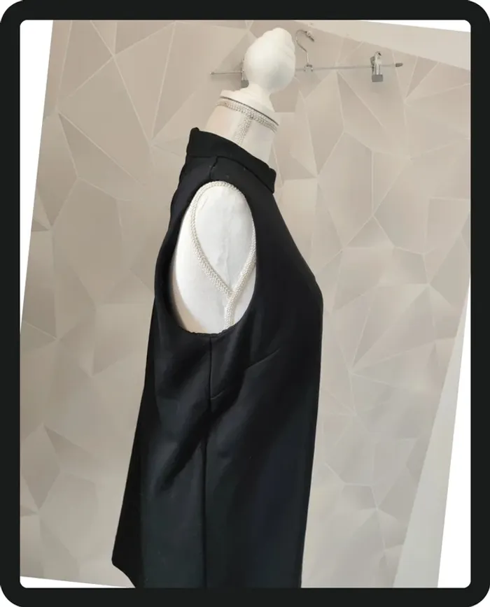 Robe noir - photo numéro 2