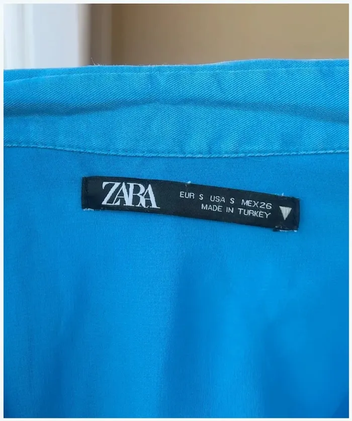 Chemise courte bleue Zara S bon état - photo numéro 5