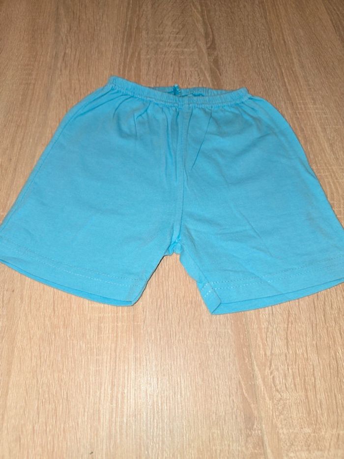 Lot 4 shorts "6 mois" - photo numéro 2