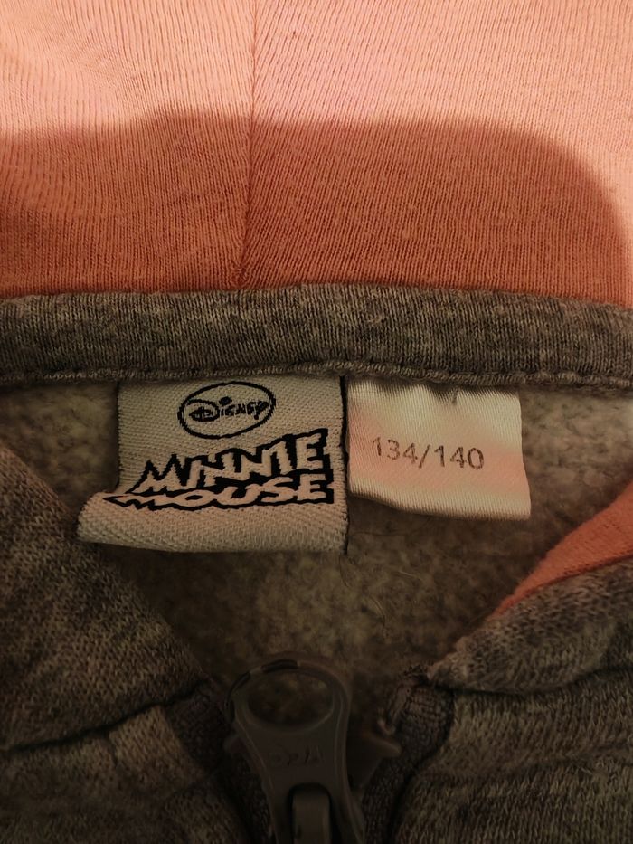 💖 Sweat zippé à capuche Minnie – Taille 9/10 ans – Très bon état - photo numéro 3