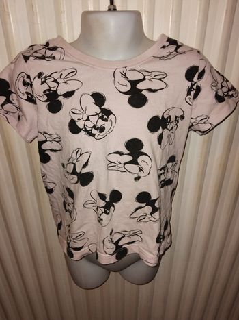 Tee shirt fille taille 5 ans marque disney
