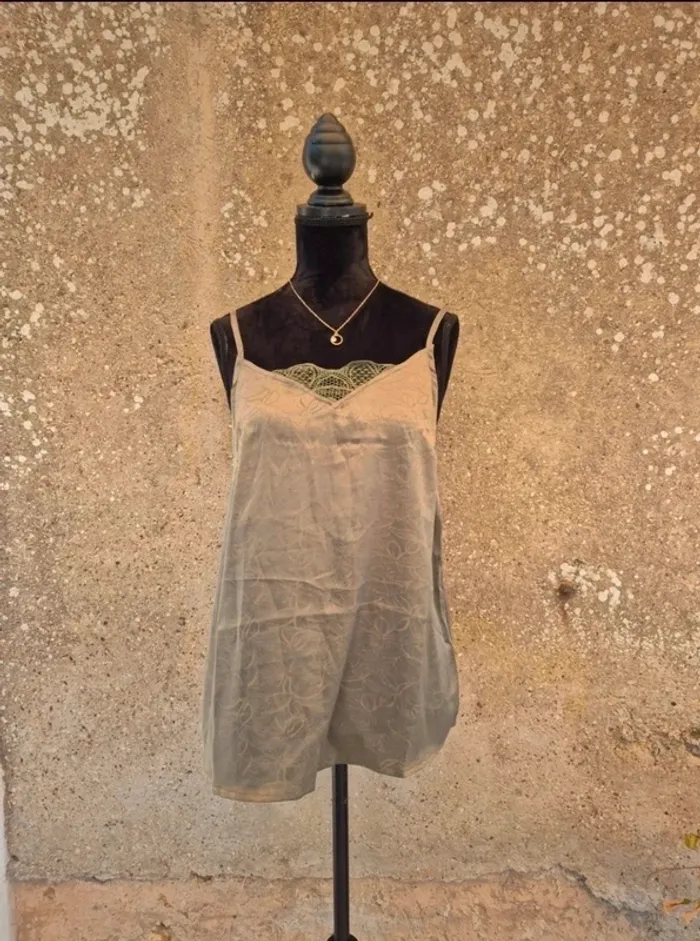Débardeur satiné kaki Blancheporte Neuf T.38