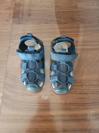 Sandales garçon taille 30