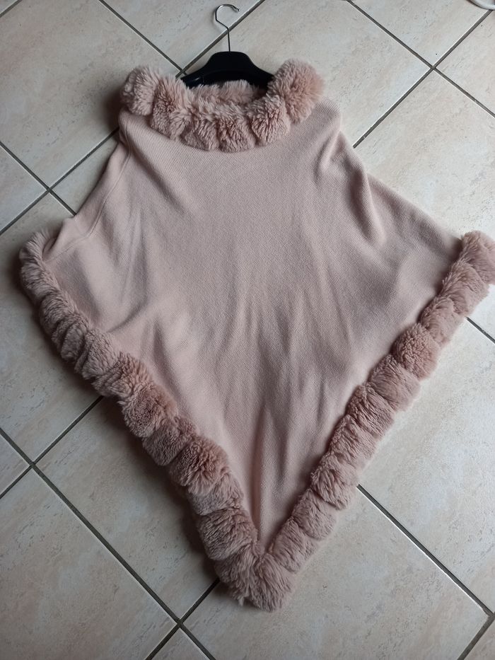 Poncho Zara rose poudré t.U