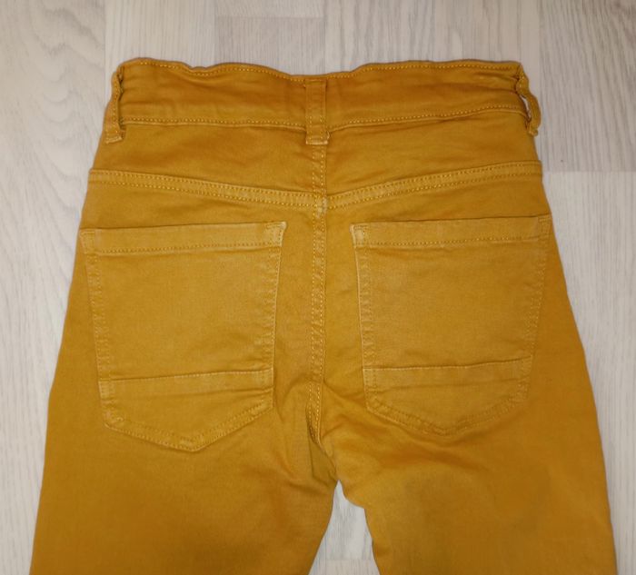 Bermuda jeans ocre Skinny Kiabi
T. 9 ans - photo numéro 3