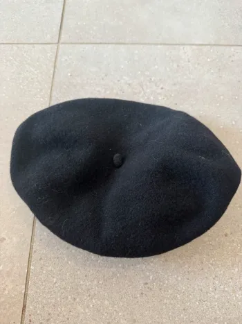 Béret laulhere chopin 100% pure laine vierge, très bon état, pour femme