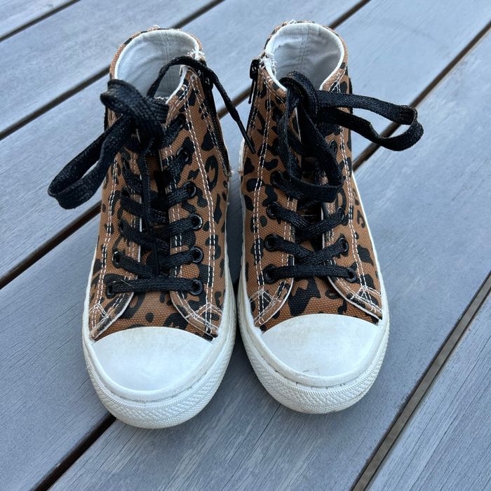 Type converse fille - 32