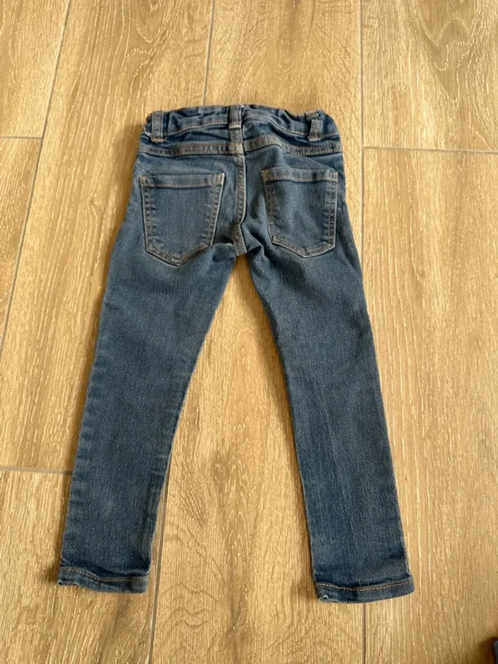Jean 👖 - photo numéro 3