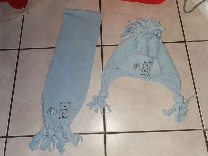 Ensemble bonnet et écharpe