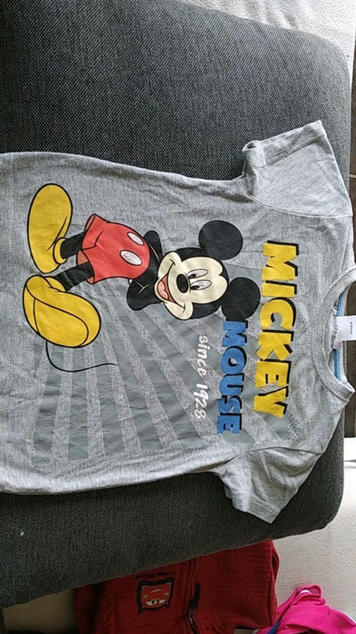 T-shirt mickey