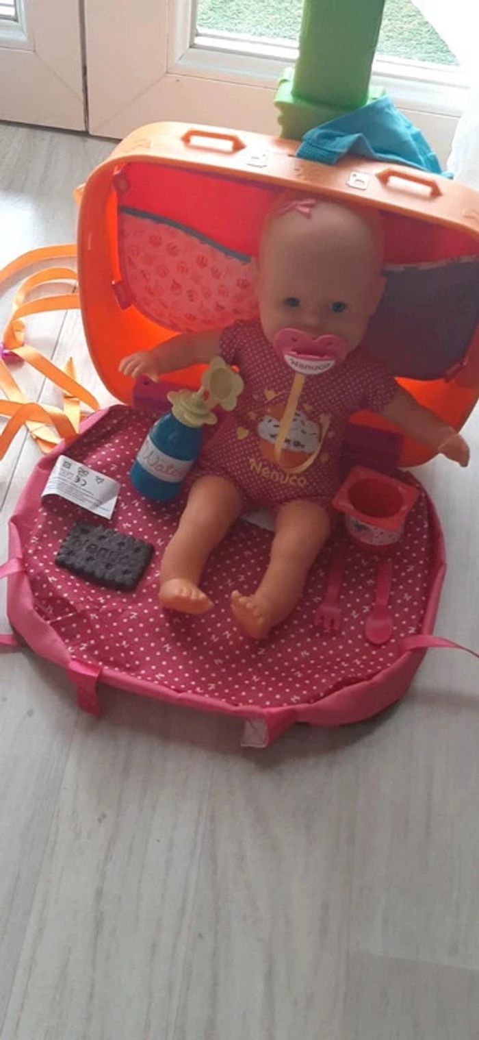 Poupée nenuco avec valise - photo numéro 4