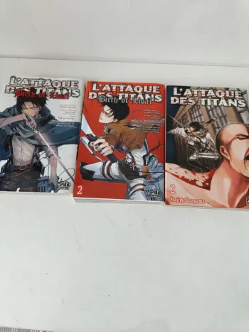 lot de 3 mangas : L'attaque des titans - birth of Livaï Tome 1 et 2 + L'attaque des titans 2