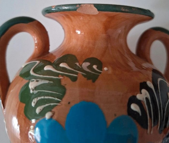 Petit vase en tetre cuite au décor peint - photo numéro 5