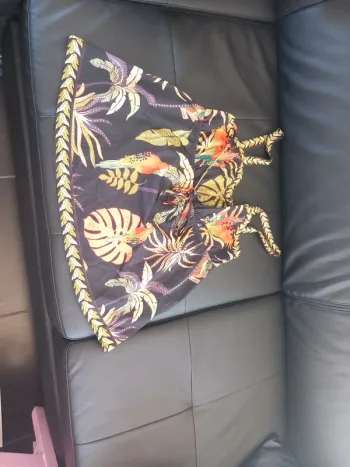 Débardeur satiné taille S neuf jamais porté
