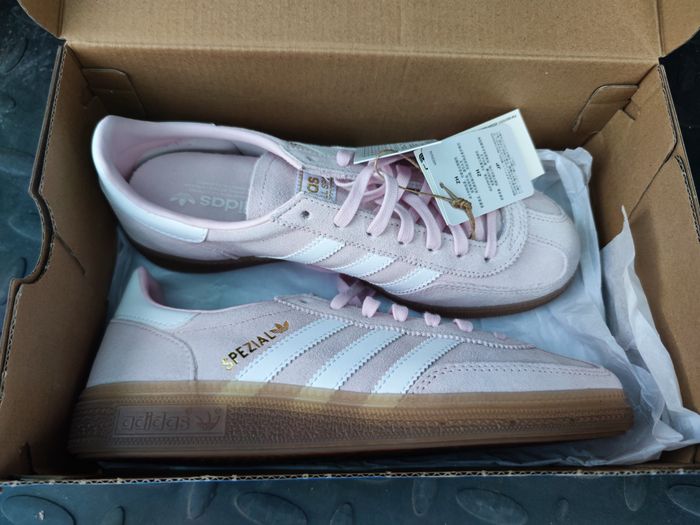 Adidas Spezial Handball rose taille 38 - photo numéro 2