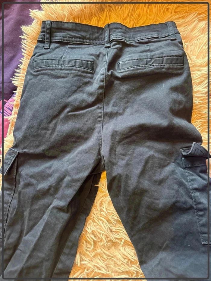 Cargo taille 10ans marque kiabi - photo numéro 3