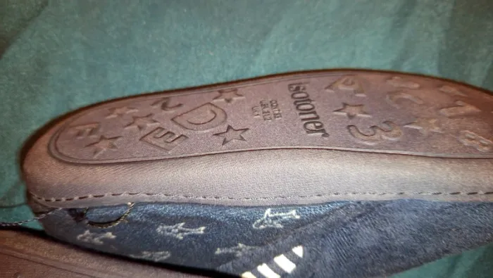 Chaussons isotoner taille 33 - photo numéro 7