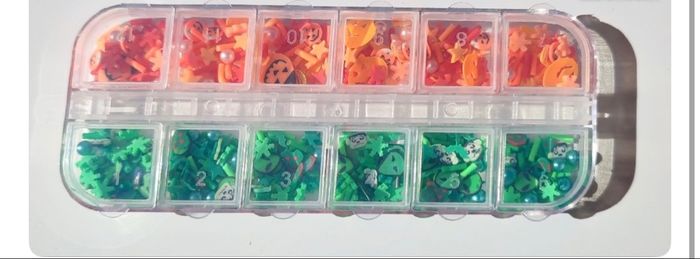 Lot de trois boîte de petites paillettes de table colorés pour Halloween - photo numéro 3