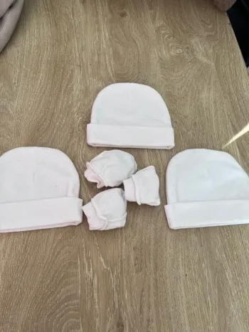 Ensemble bonnets/gants