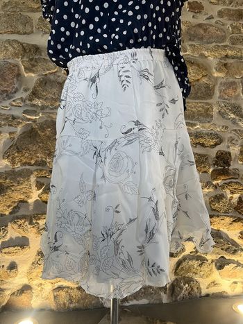 Jupe longue blanche fleurie S