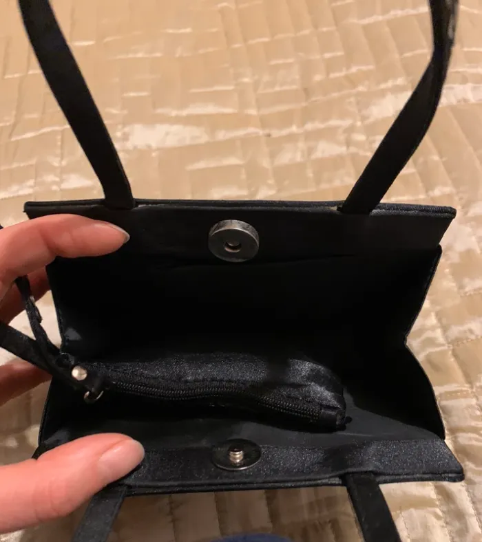 Double Sac à main en satin noir - photo numéro 4