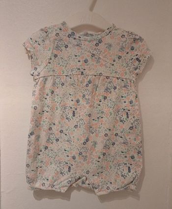 Combinaison tape a l'oeil