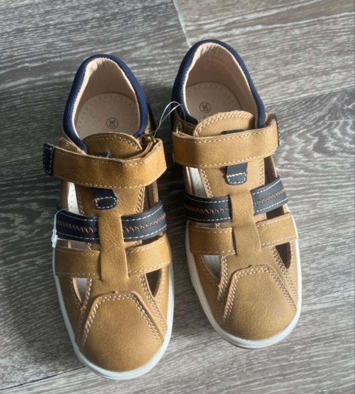 Sandales orchestra taille 30 neuves - photo numéro 2