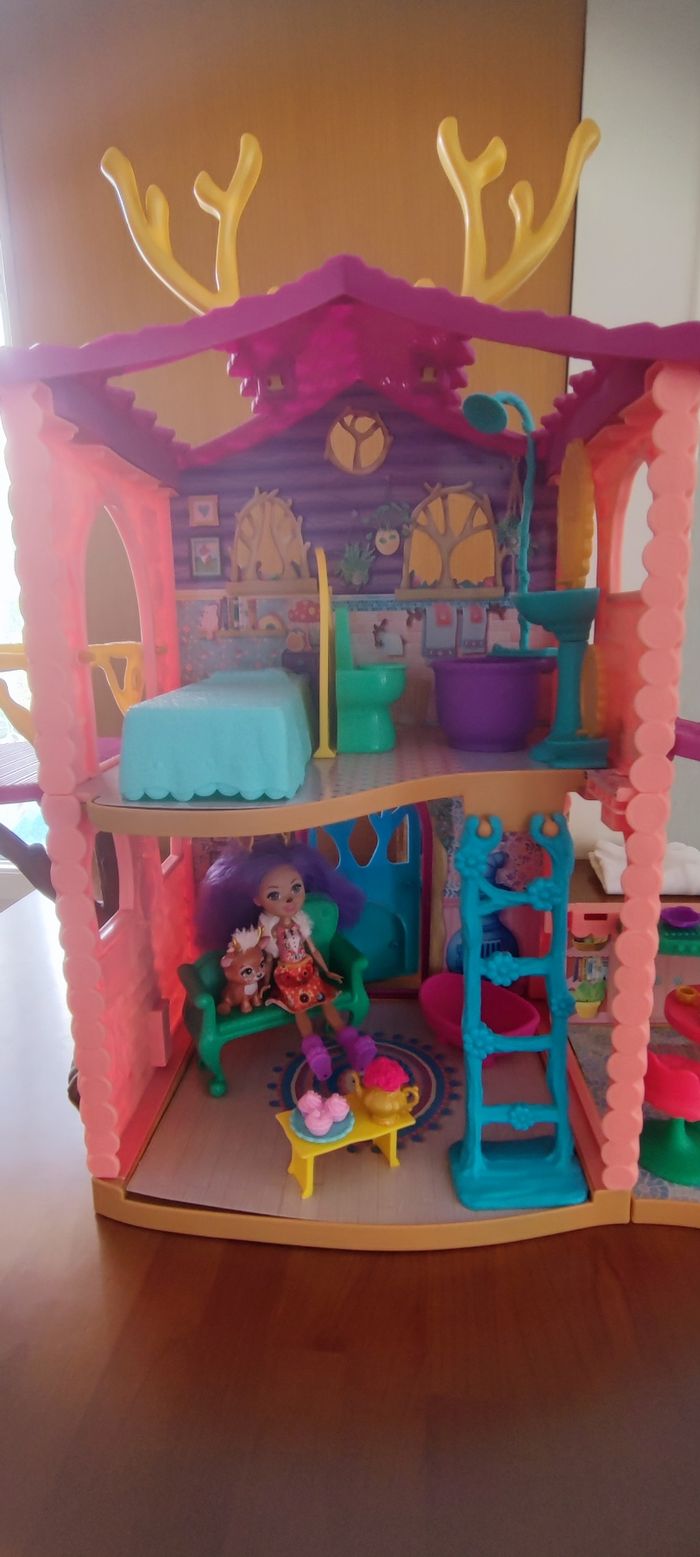 Maison enchantimals avec poupée et accessoires - photo numéro 2