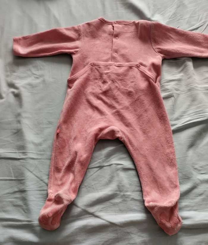 Pyjama velours Minnie taille 9 mois - photo numéro 2