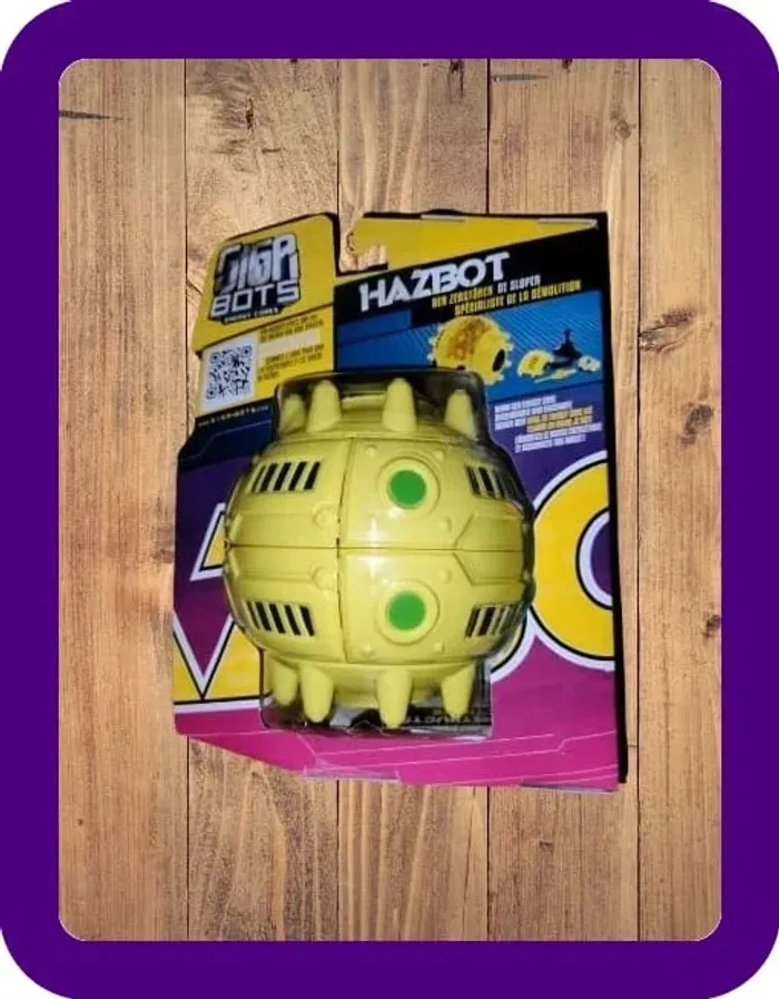 Robot giga bots energy core Hazbot