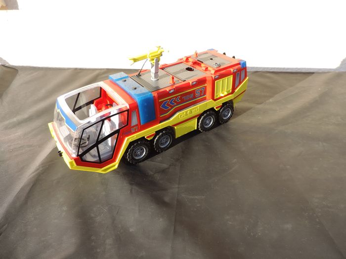 camion de pompier - photo numéro 2