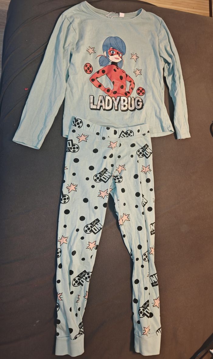Pyjama lady bug