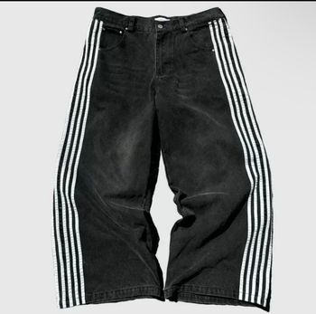 Baggy Noir y2k