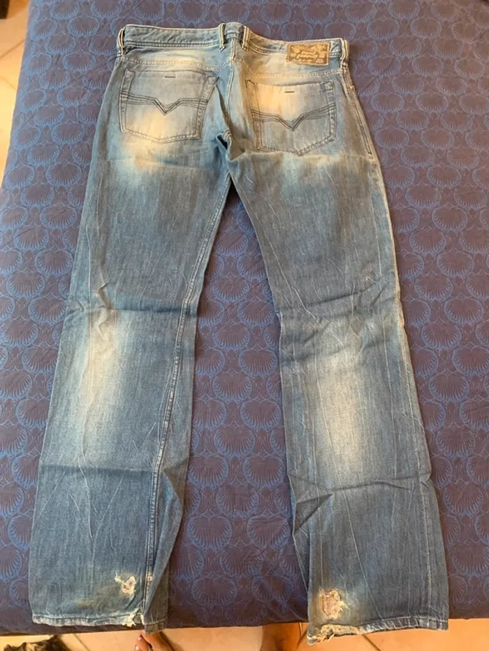 Jean Diesel coupe droite taille 33 - photo numéro 5