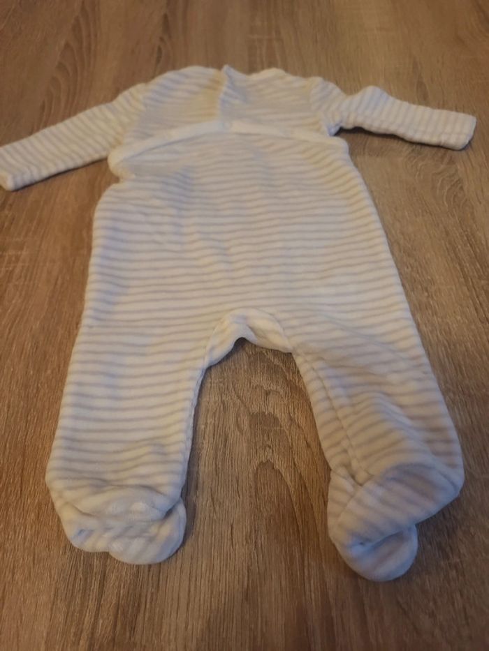 Pyjama - photo numéro 2