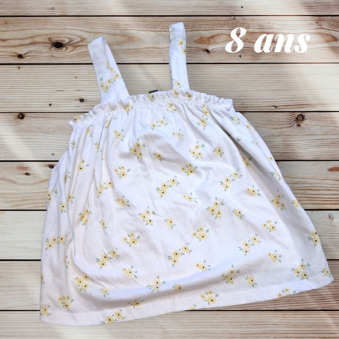 Débardeur avec fleurs - photo numéro 3