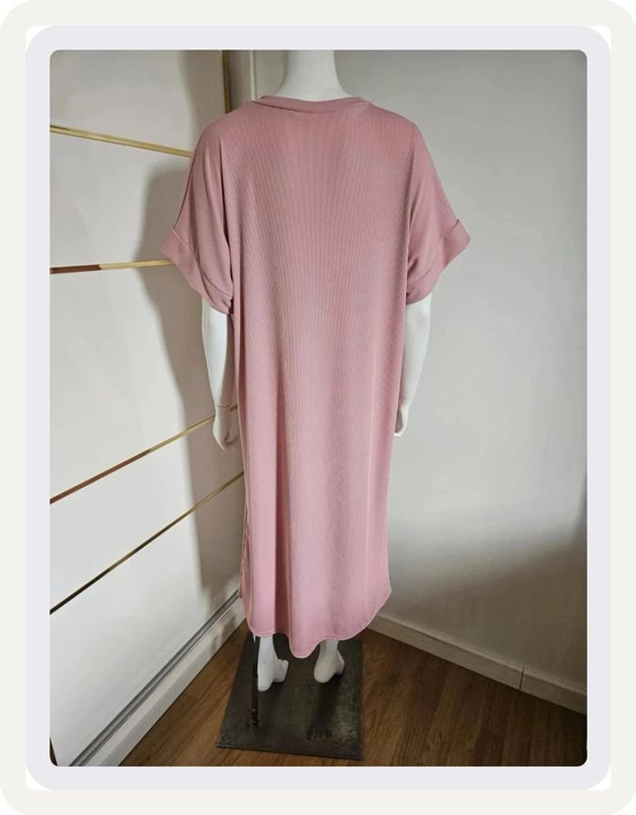 Robe d’été pour femmes - photo numéro 2