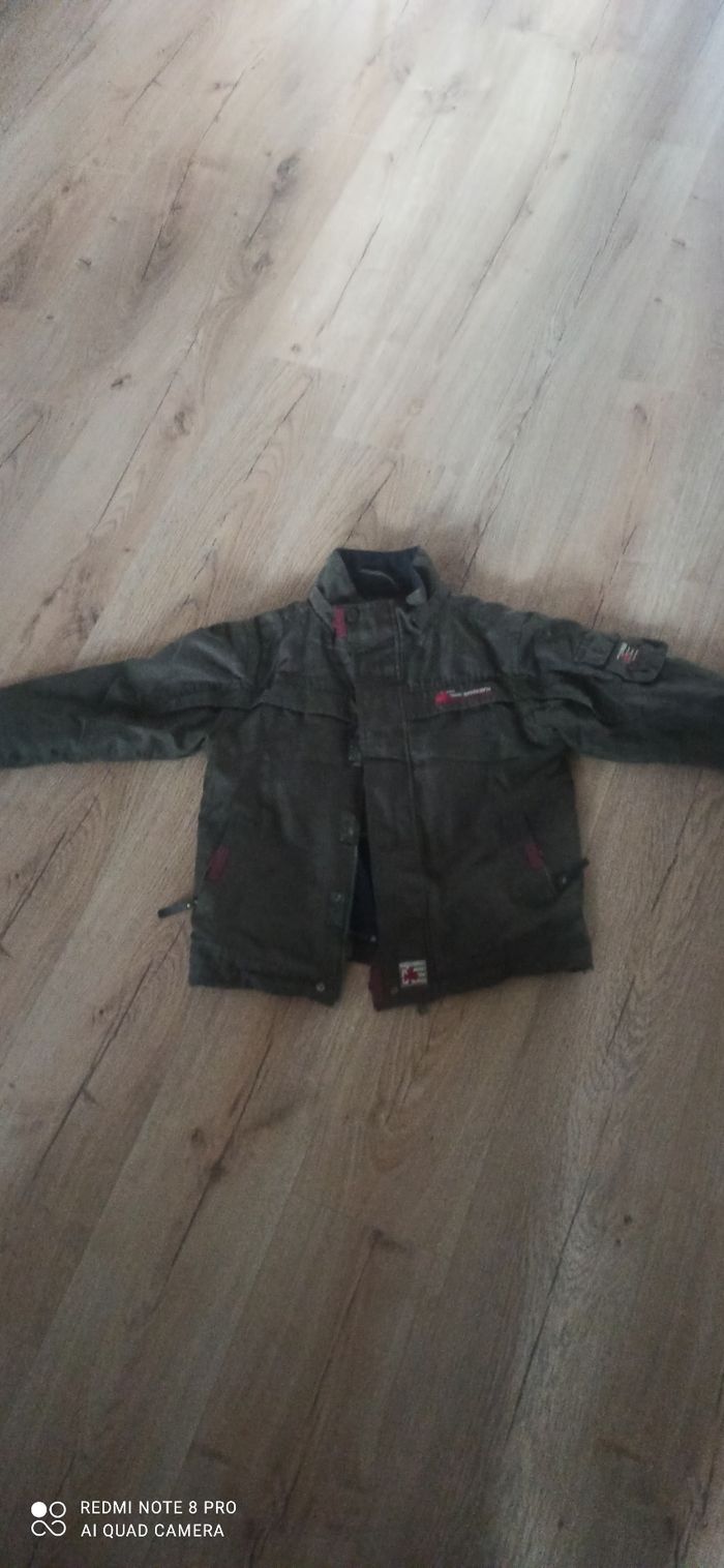 Manteau 8 ans arakhand