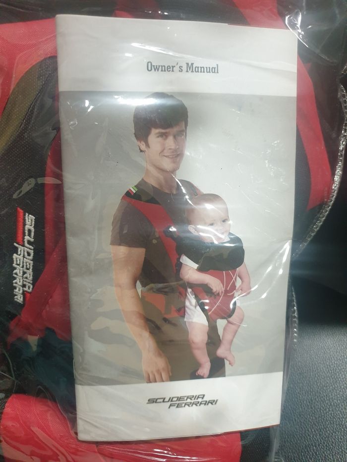 Porte bébé FERRARI neuf - photo numéro 7