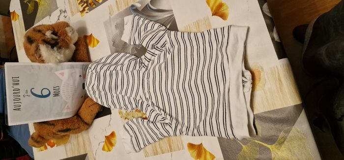 Gilet 6 mois kiabi - photo numéro 4