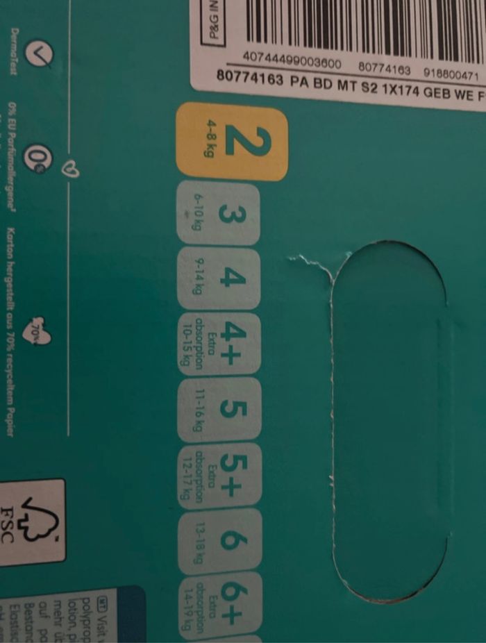 Box de couches Pampers taille 2 - photo numéro 3