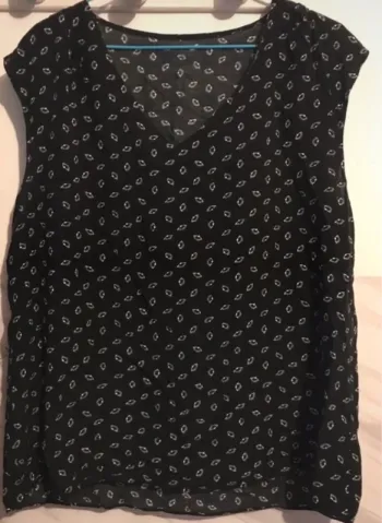 Haut femme noir et blanc sans manches taille XL