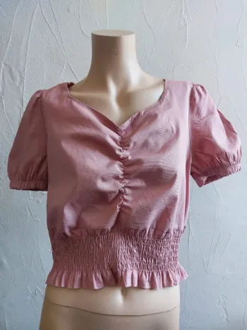 Blouse rose élégante à manches courtes