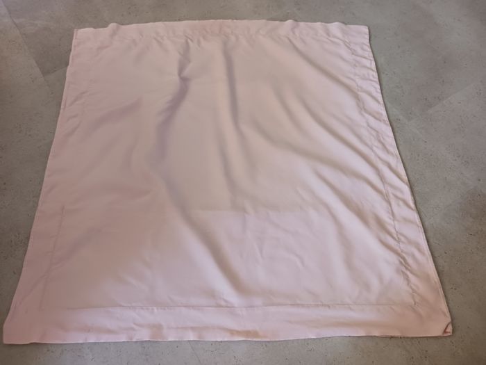 taie d'oreiller carrée rose clair 74 x 70 cm