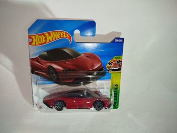 Hot Wheels McLaren Speedtail 2025